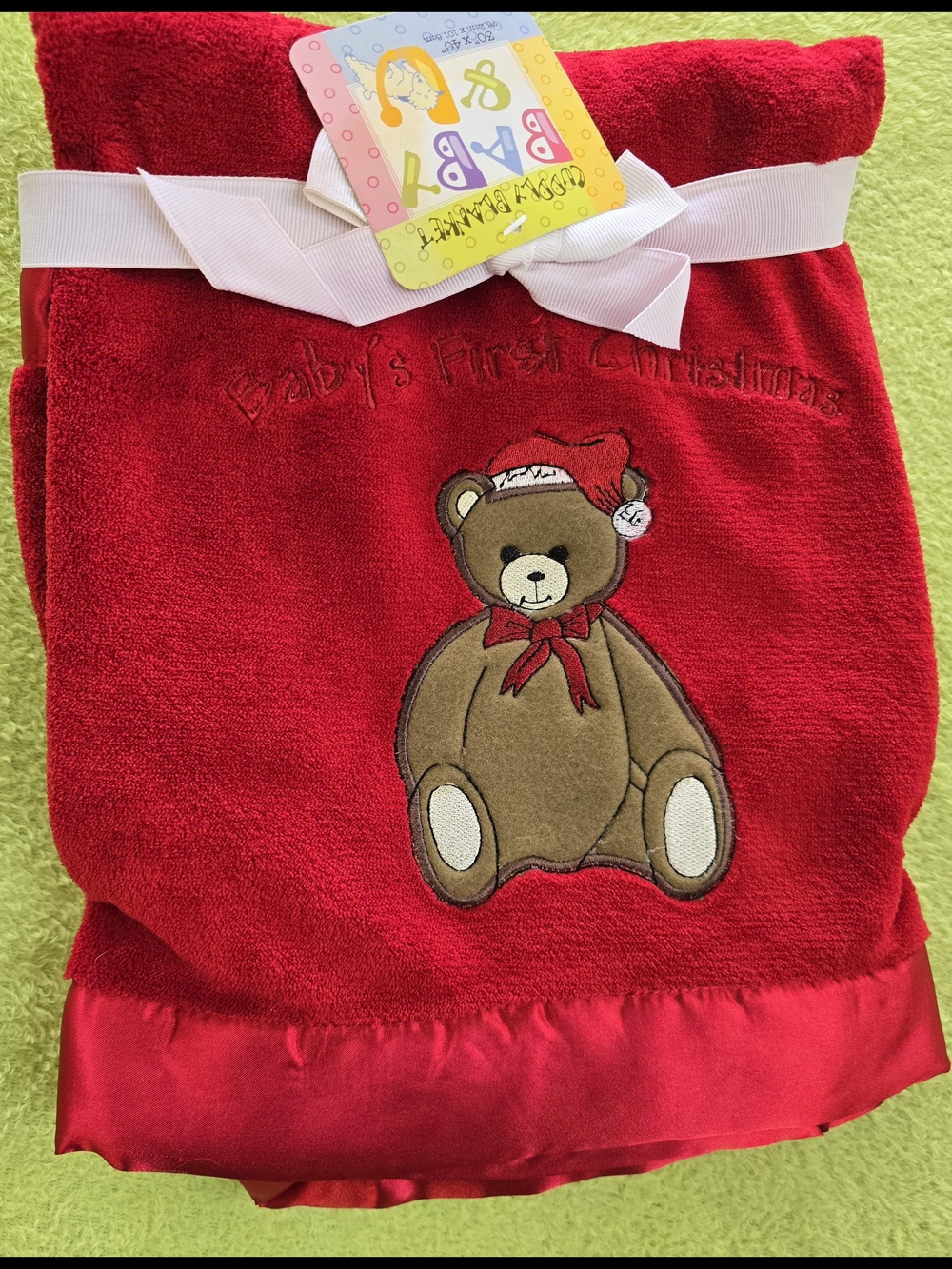 NWT  30 X 40 IN Baby's First Christmas Red Teddy Bear Plush Blanket (Q3)